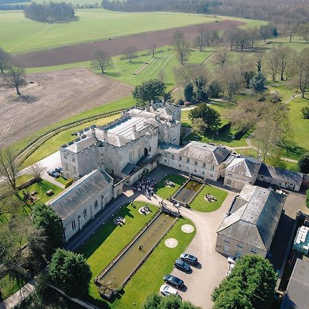 Hazlewood Castle & Spa Tadcaster Buitenkant foto