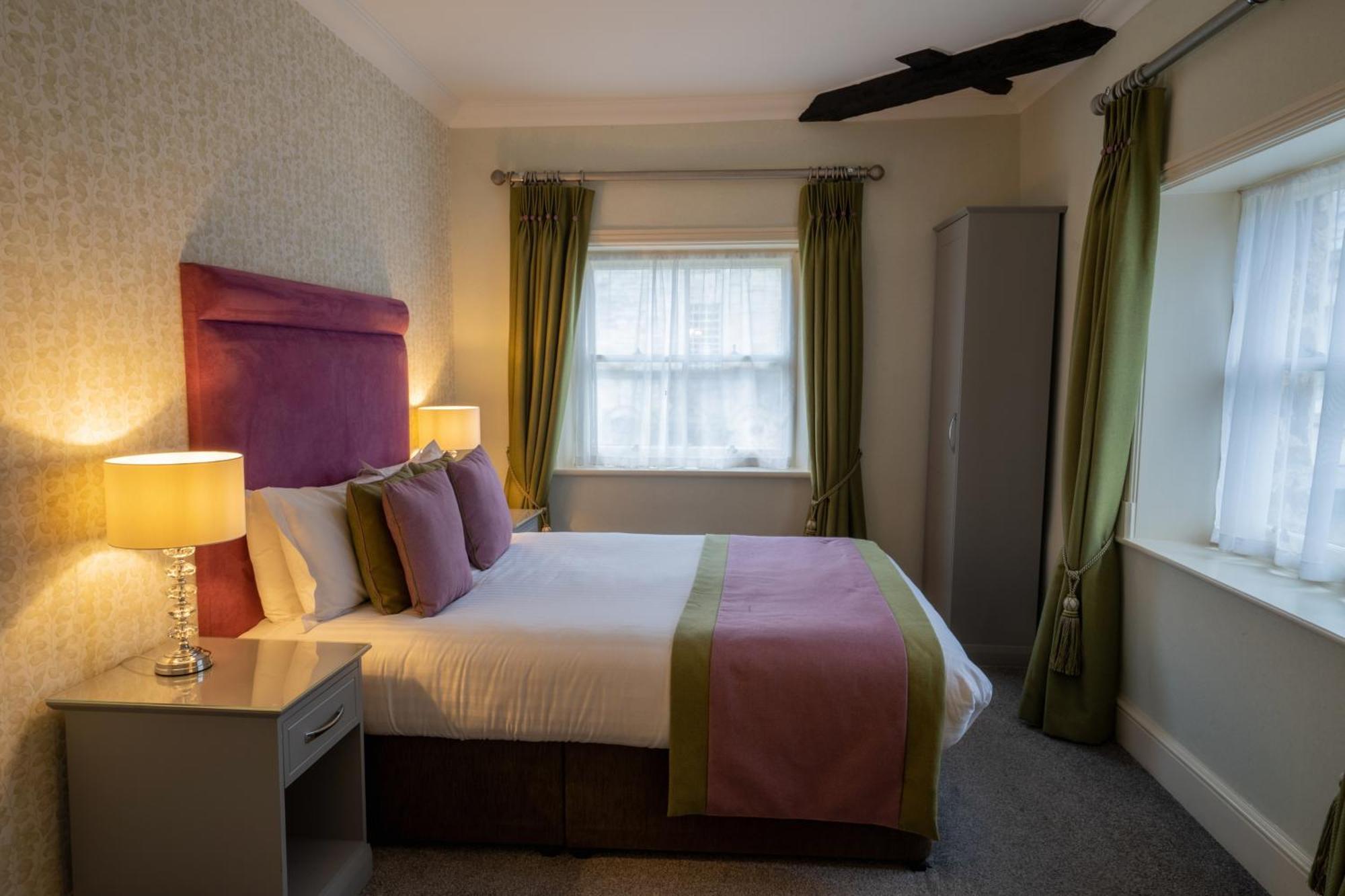 Hazlewood Castle & Spa Tadcaster Buitenkant foto