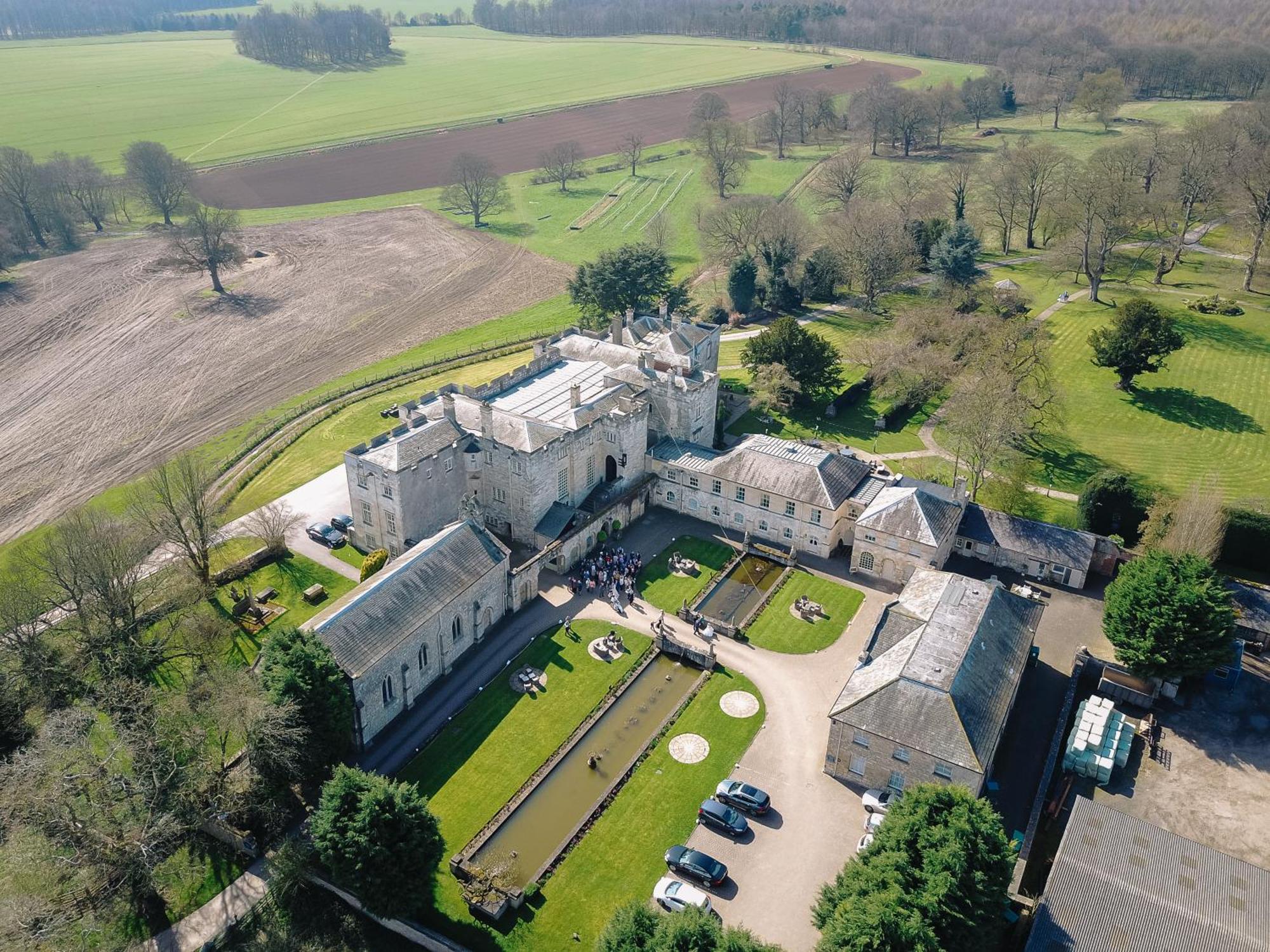Hazlewood Castle & Spa Tadcaster Buitenkant foto