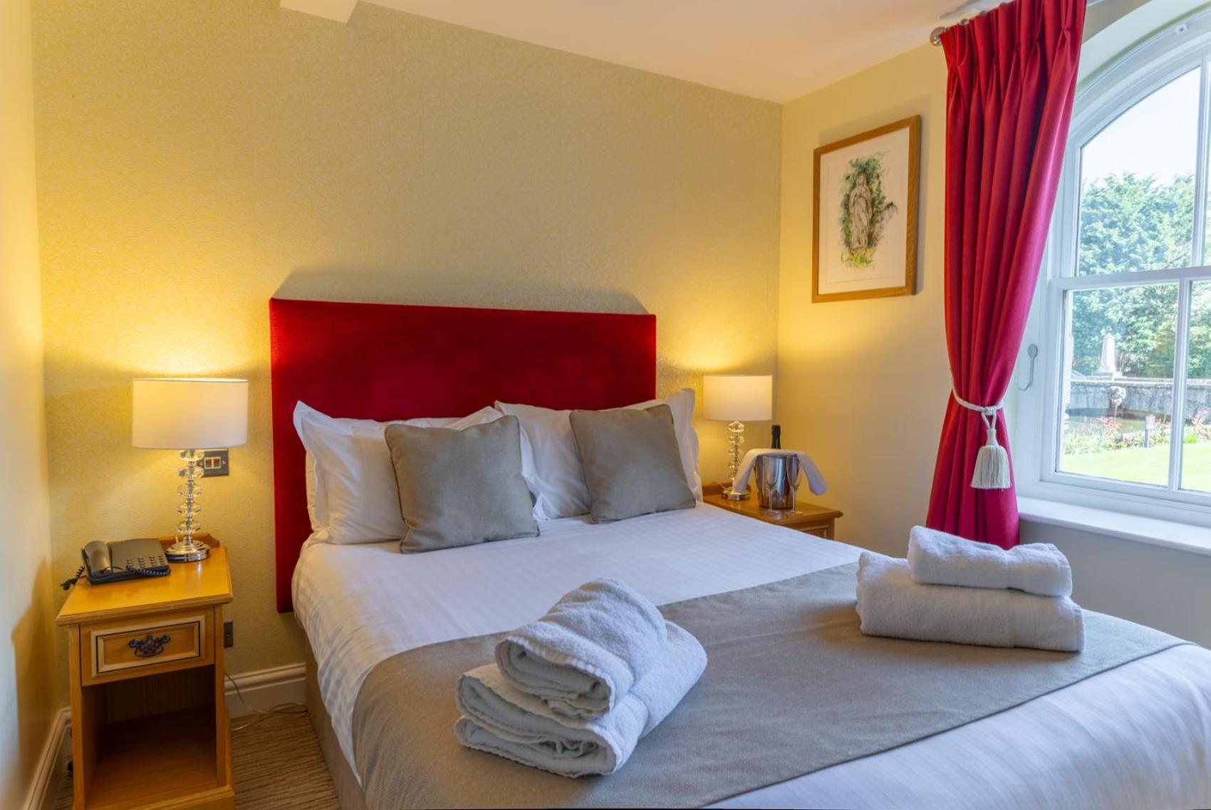 Hazlewood Castle & Spa Tadcaster Buitenkant foto